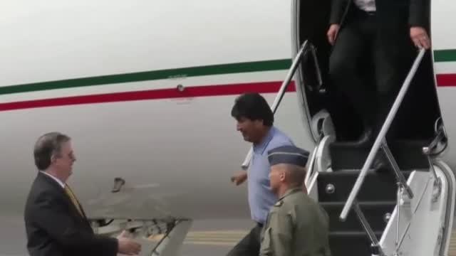 Evo Morales denuncia en México un golpe de Estado mientras Jeanine Áñez jura su cargo