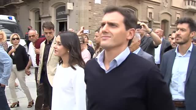 Rivera anuncia su dimisión después de 13 años soportando una fuerte presión independentista