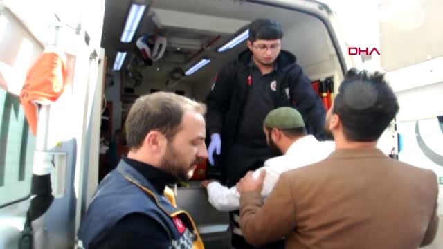 Gaziantep kamyonet ile çarpışan motosikletin sürücüsü yaralandı