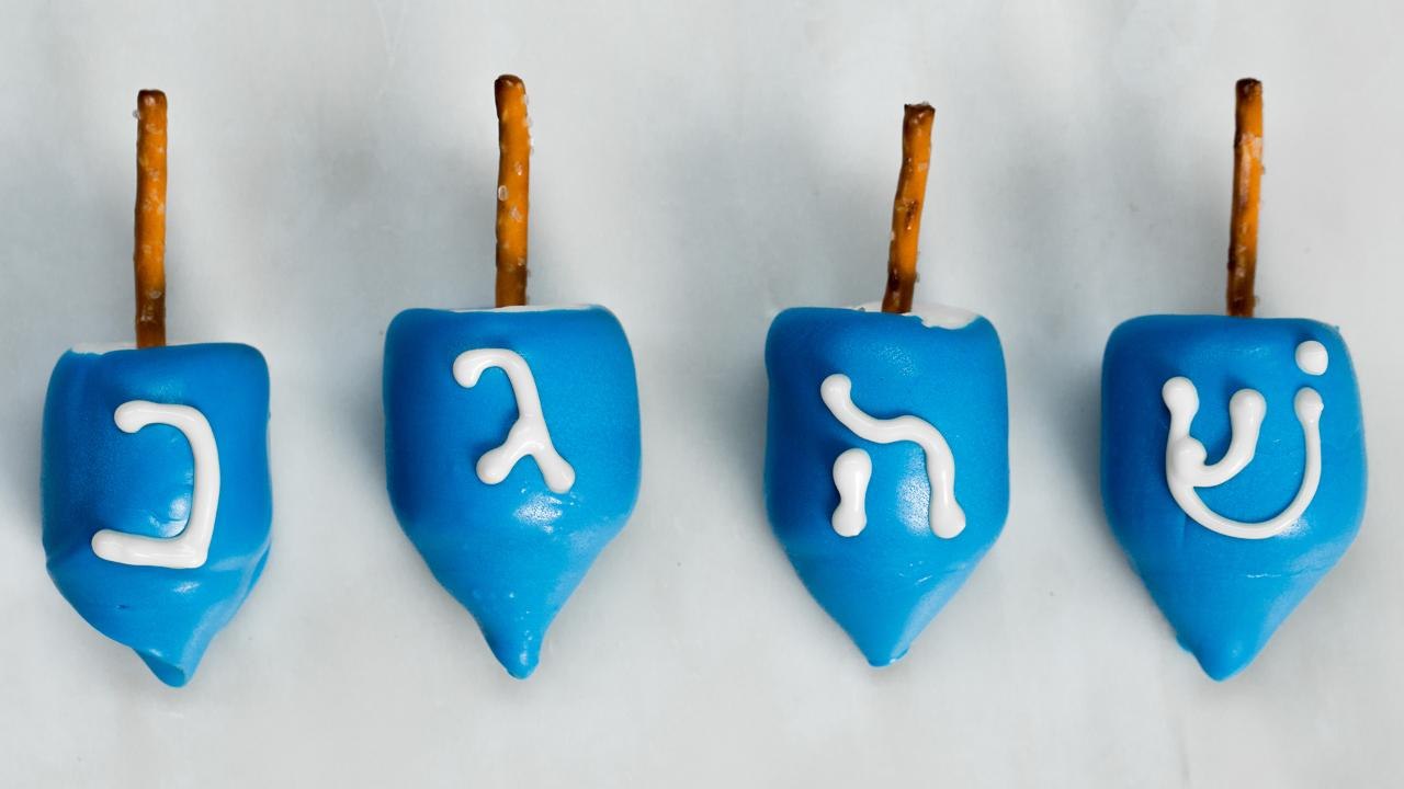 Marshmallow Dreidels