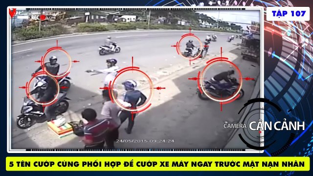 5 TÊN CƯỚP LIỀU LĨNH dàn cảnh cướp xe giữa ban ngày ngay khi NẠN NHÂN CÒN NGỒI TRÊN XE