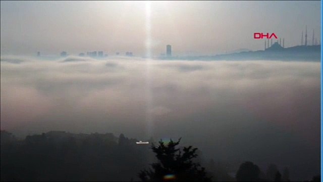 İstanbul güne sisle uyandı ! Vapur seferlerinde aksama