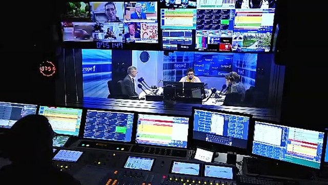 Théâtre de l’Oeuvre à Paris : visite guidée avec François-Xavier Demaison et Roman Frayssinet