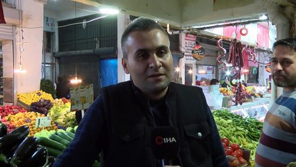 Serçenin hayatını kalp masajı yaparak kurtardı