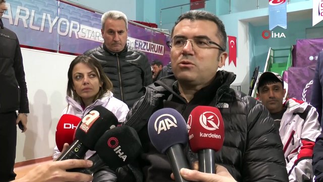 Protokol tekerlekli sandalye ile curling maçı yaptı