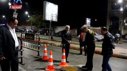 محافظ المنيا يتابع تنفيذ عدد من المطبات الصناعية بشارع الكورنيش