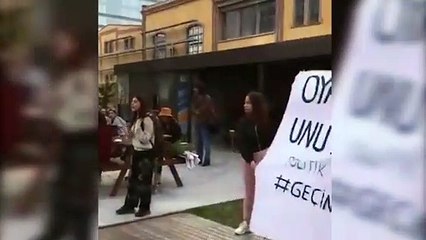mimrasinanFatih'te intihar eden kardeşler için Mimar Sinan Üniversitesi'nde anma: Oya Yetişkin'i unutmayacağız