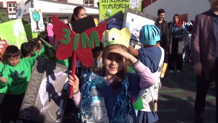 Başakşehir Belediyesi’nden ‘Doğaya ve çevreye saygı’ yürüyüşü