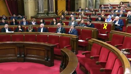 Parlament desobedece y reitera voluntad de ejercer autodeterminación
