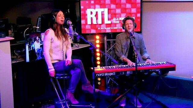 Rose Larmes à paillettes en live