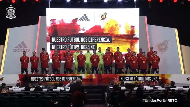 Arte y fútbol: la presentación de la nueva camiseta de la selección española para la Eurocopa 2020