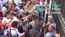 Liban: échauffourées police et manifestants devant le Palais de justice de Beyrouth