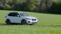 The new BMW X5 PHEV Off-Road driving