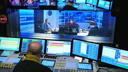 Au Teil, le séisme a laissé des traces : "C'est tout fissuré chez moi"