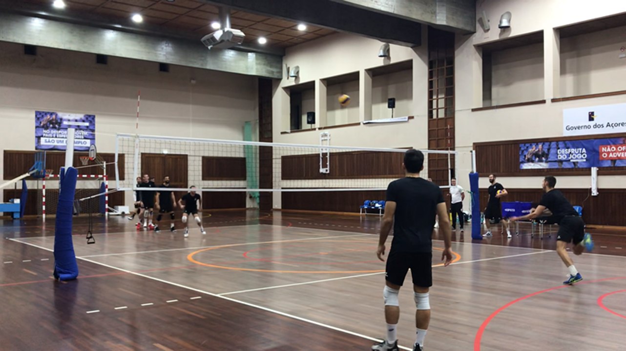 Premier entraînement aux Açores pour le Rennes Volley