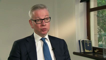 Descargar video: Gove: 'Anti-Semitism permeates Labour from top to bottom'