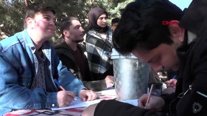 Erzurum kızılay'a kan bağışlamak için şenlik düzenlediler