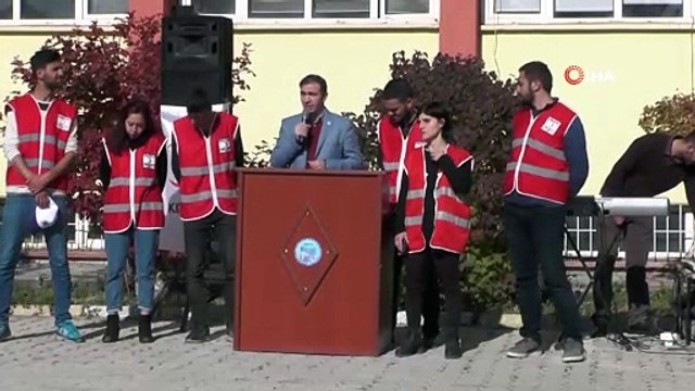 Şenlik içinde kan bağışında bulundular
