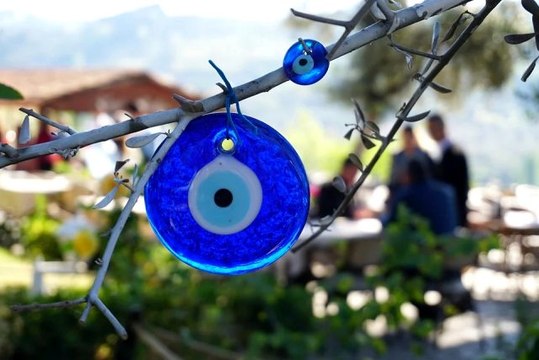 Nazar duası Arapça okunuşu nasıldır? Nazar duaları oku, Nazar duası dinle!