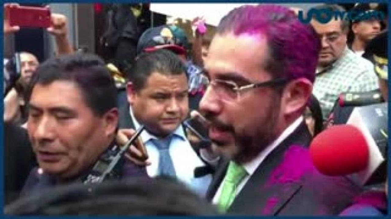 Pamela Cerdeira | Aventar diamantina a un funcionario es una forma brillante de protestar