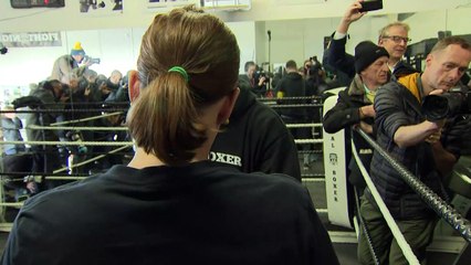 Jo Swinson enjoys sparring in boxing ring