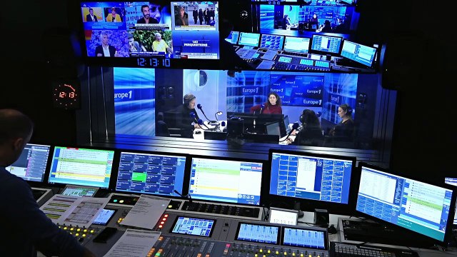 Hommage solennelle devant le Bataclan, quatre ans après les attentats terroristes du 13 novembre 2015