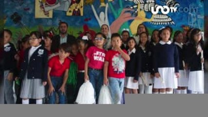 Martha Anaya | ¿Qué haremos con el uniforme neutro?