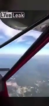 Ce pilote laisse un dernier message avant de se suicider dans un crash d'avion