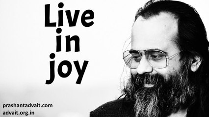 To be an individual is to live in your own joy || Acharya Prashant, with youth (2015)