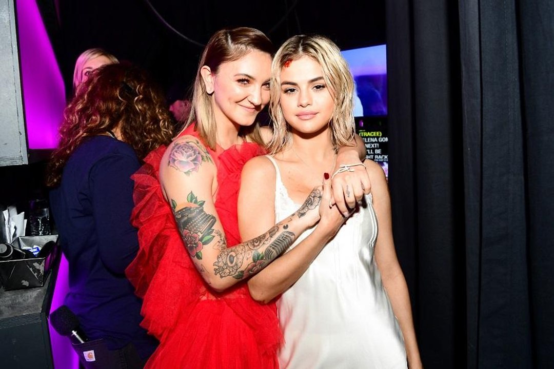 Selena Gomez Shared a Kiss with Bestie Julia Mi...