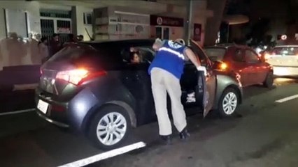 Mulher, gestante de 36 semanas, tem início de contrações após se envolver em acidente com três carros