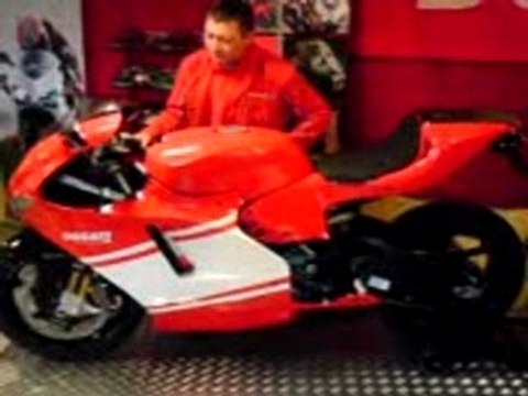 ducati desmosedici RR