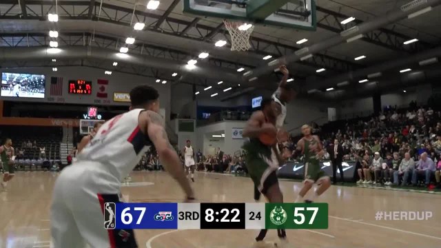 Jalen Jones Posts 11 points & 12 rebounds vs. Wisconsin Herd