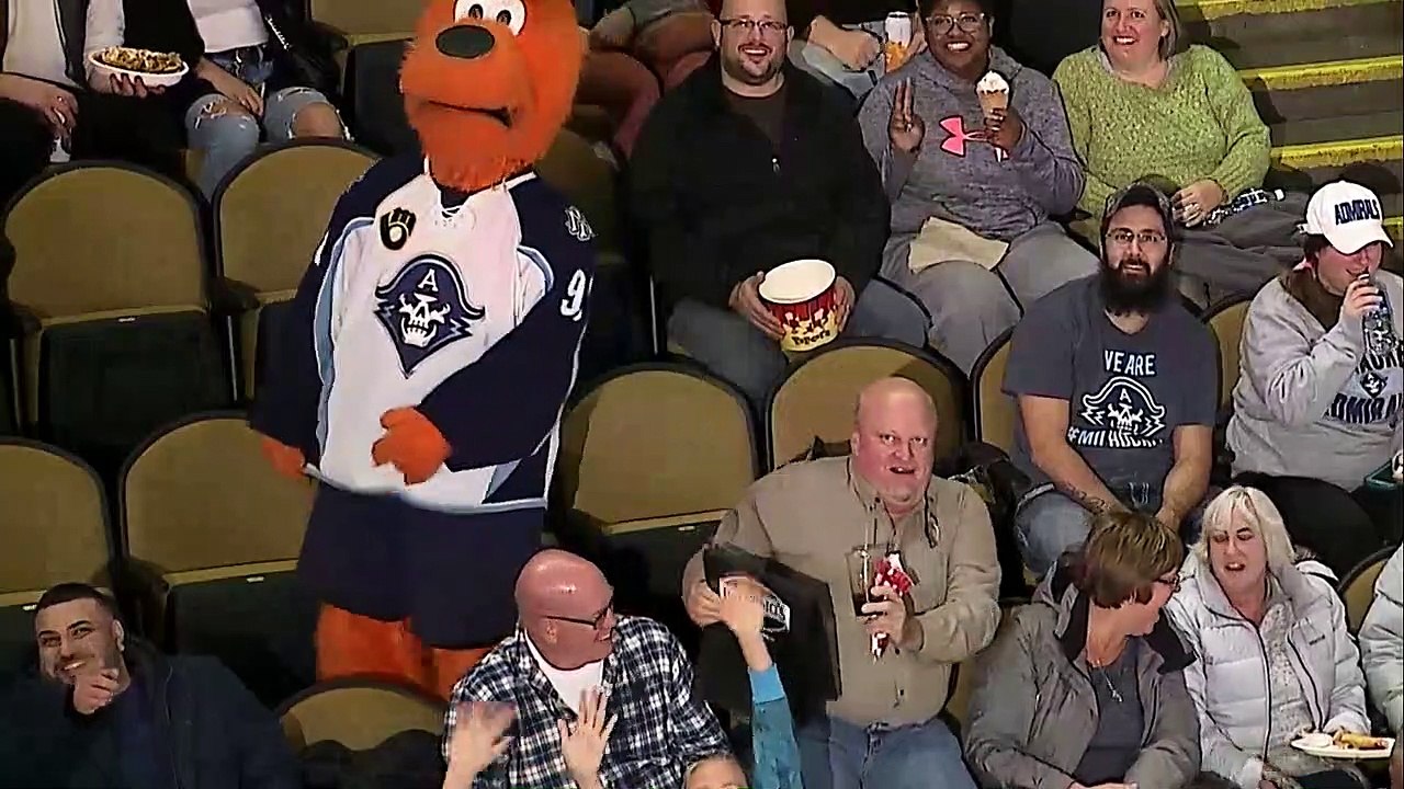 Milwaukee Admirals 6 vs Chicago Wolves 3