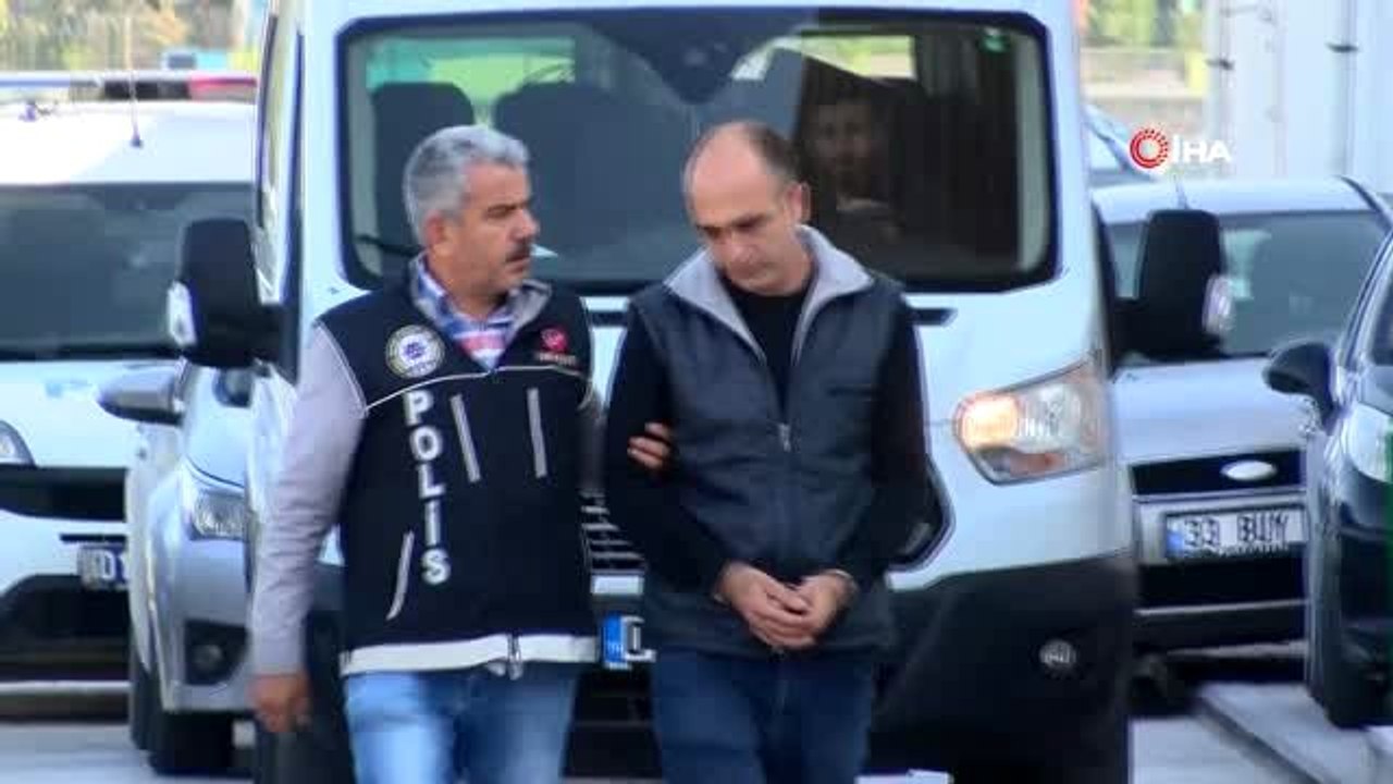 Torbacı olduğu öne sürülen şahsın üzerinde ve evinde yapılan aramada 1 kilo 573 gram esrar bulundu