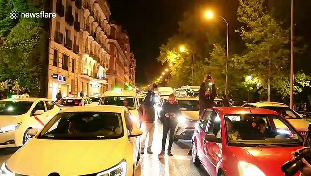 Hundreds gather to protest eviction of activists from 'La Ingobernable' social center in Madrid