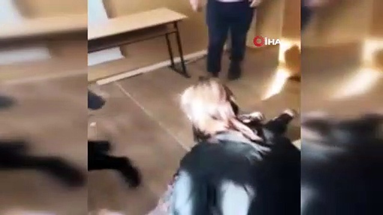 - Rusya’da okulda silahlı saldırı: 1 ölü, 3 yaralı- Silahlı saldırı düzenleyen öğrenci intihar etti