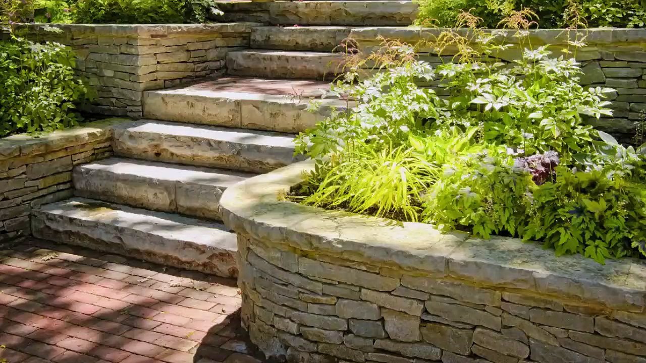 Few Essential Things To Be Considered Before Constructing The Retaining Walls
