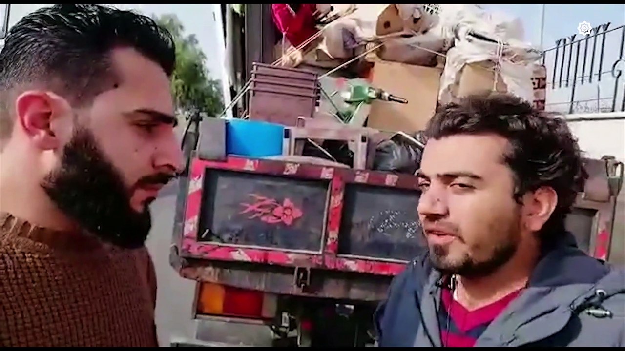 حركة نزوح كبيرة من قرى وبلدات ريف #إدلب بعد الإستهداف العنيف من قبل الطيران الروسي وميليشيا الأسد