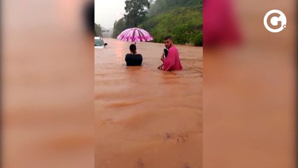 Via tomada pela água em Santa Leopoldina