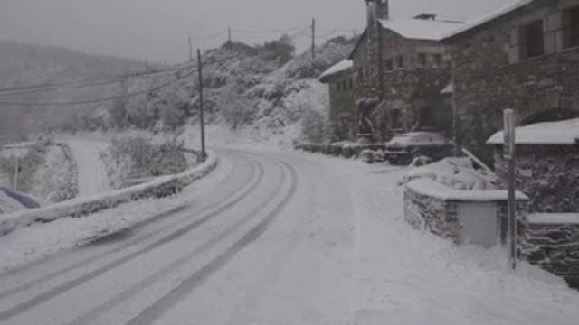 Asturias,León y Galicia bajo aviso rojo por temporal que afecta todo el país