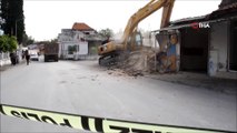 Kültür ve Turizm Bakanlığının projesi kapsamında yıkım çalışmaları başladı