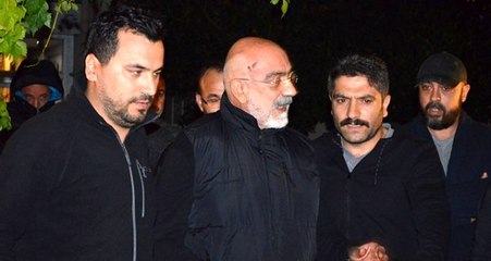 Son dakika: Tutuklanan Ahmet Altan'ın tahliye talebi mahkeme tarafından reddedildi