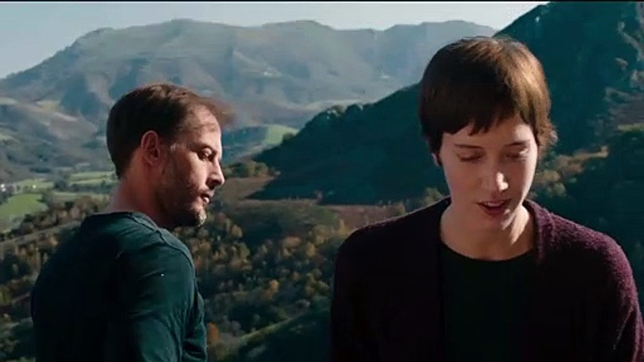 EXCLUSIF - Découvrez un extrait du film "Les envoûtés" avec Sara Giraudeau et Nicolas Duvauchelle