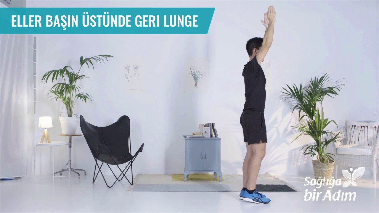Eller başın üstünde geri lunge - Sağlığa bir Adım