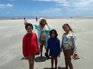 THÁBATTA, RAPHAELL, FERNANDA E OSMILTON NA PRAIA DE MARACAÍPE IPOJUCA-PE  14_11_2019(2).mp4