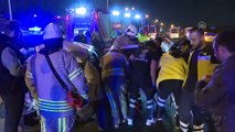 İETT otobüsüyle otomobil çarpıştı: 3 yaralı - İSTANBUL