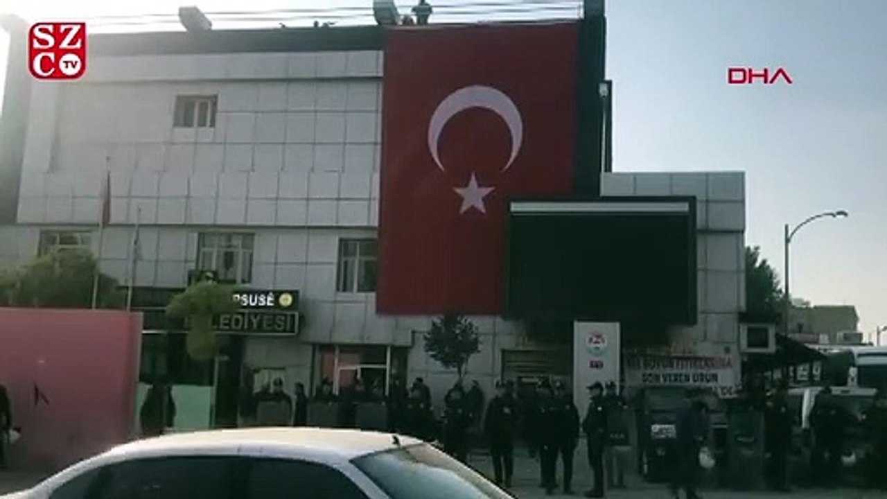 Suruç Belediye Başkanı HDP'li Çevik gözaltına alındı