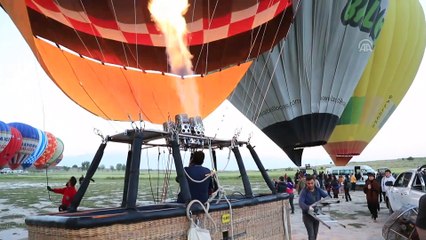 Pamukkale'de balonlar 153 bin kişiyi uçurdu - DENİZLİ