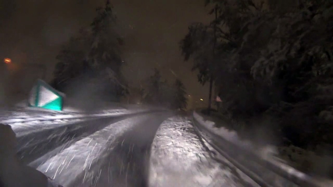 Schwere Schneefälle in Südostfrankreich: Hunderttausende ohne Strom